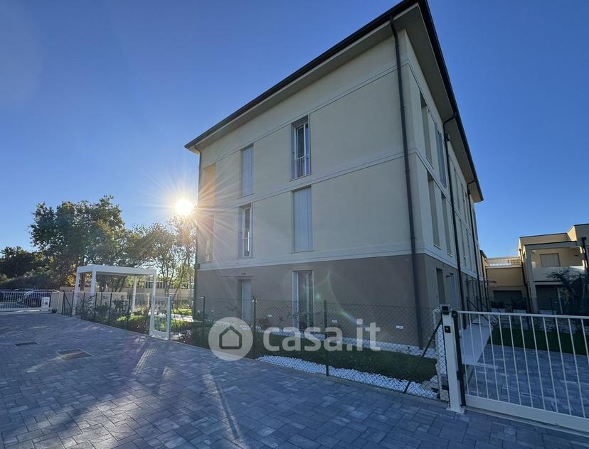 Quadrilocale in Via B. Cellini 168 — foto 3 di 14