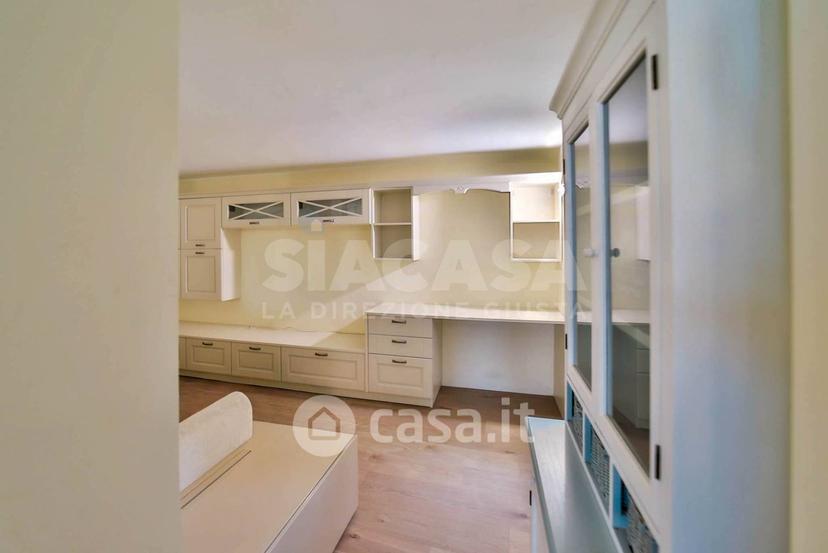 Trilocale in Via Giuseppe Mazzini 31 — foto 18 di 28