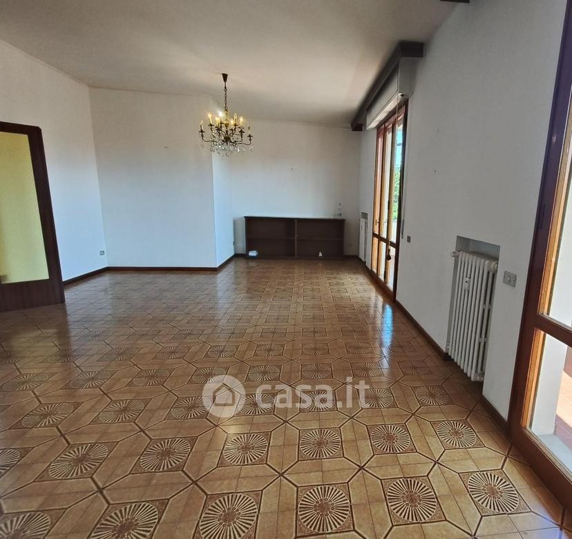 Quadrilocale in Piazza A. Toscanini 50053 — foto 16 di 36