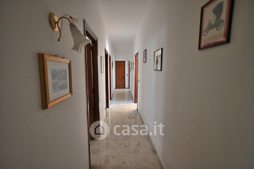 Appartamento in Via Achille Grandi 74 — foto 2 di 22