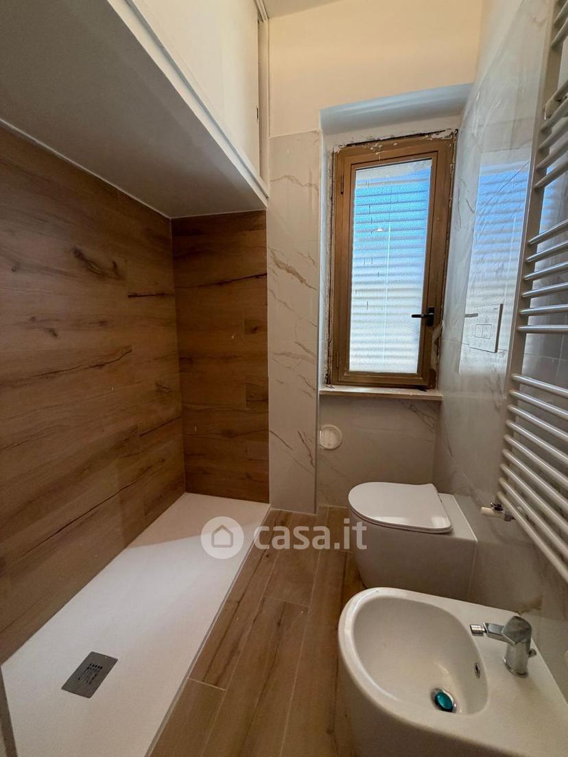 Stanza in Via Ruggero Bonghi 16 — foto 5 di 15