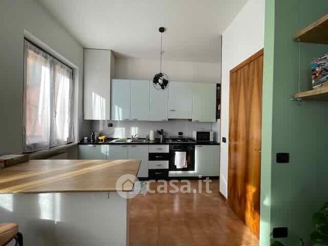 Quadrilocale in Via Ossario — foto 11 di 27
