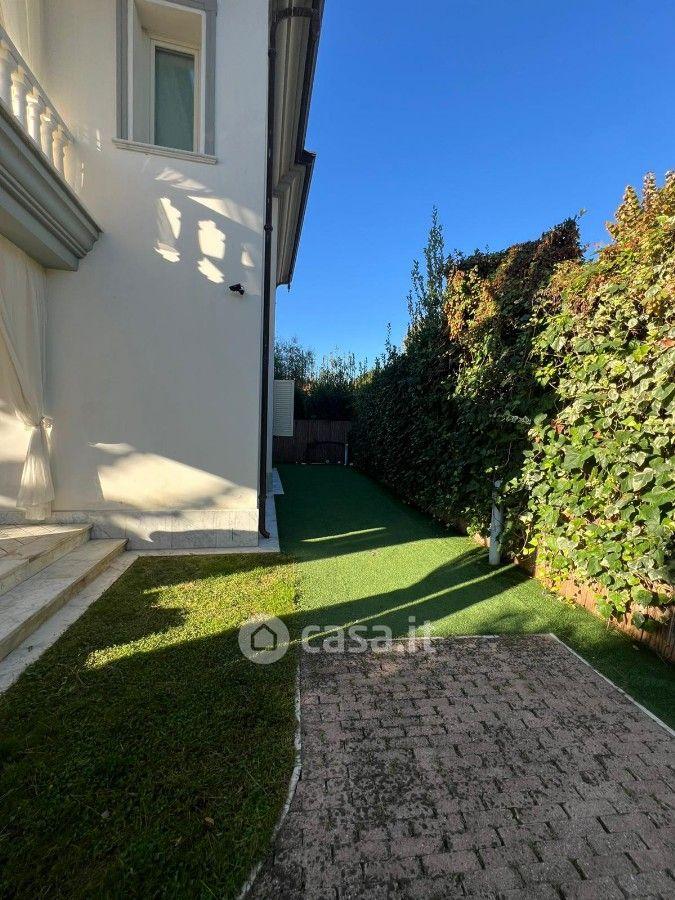 Villa in Via Giuseppe Viner — foto 10 di 36