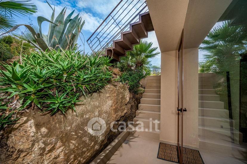 Villa in Via Caio Duilio — foto 29 di 45