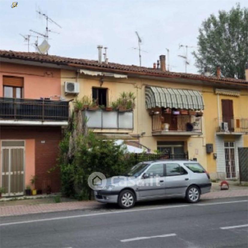 Trilocale in Via della Pace 60 — foto 21 di 32