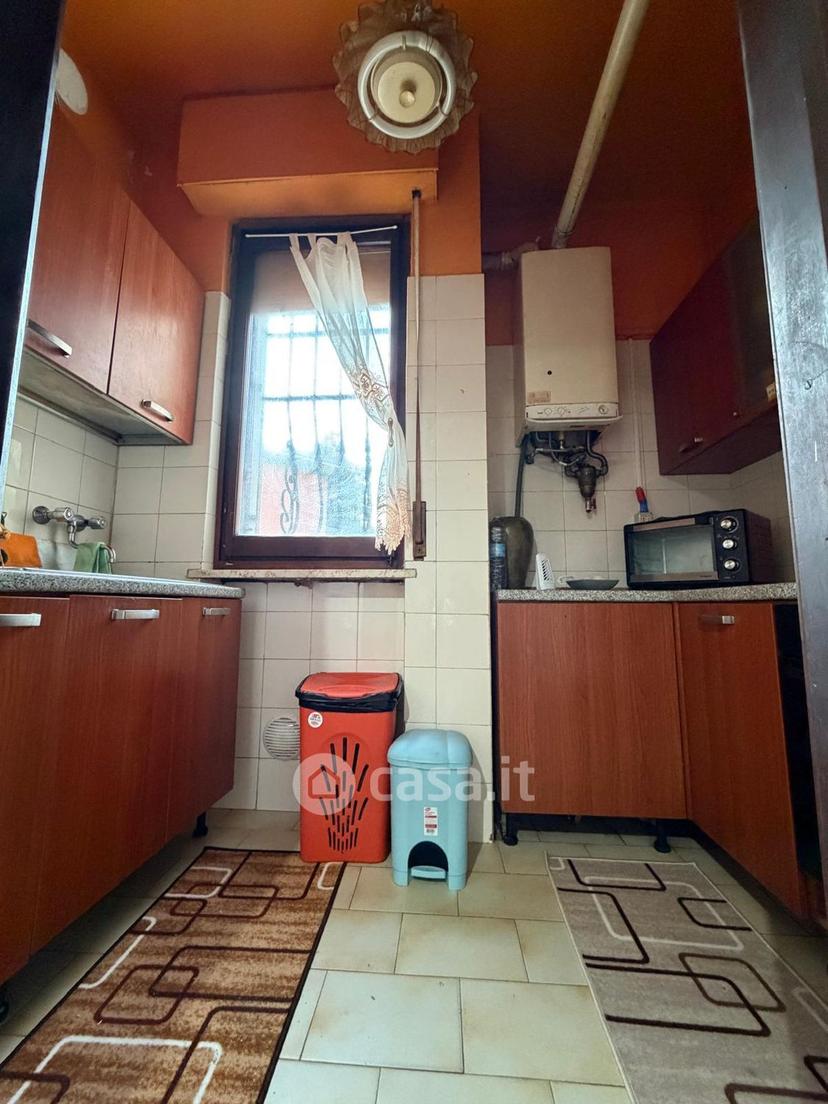 Trilocale in Via Achille Grandi 13 — foto 9 di 31