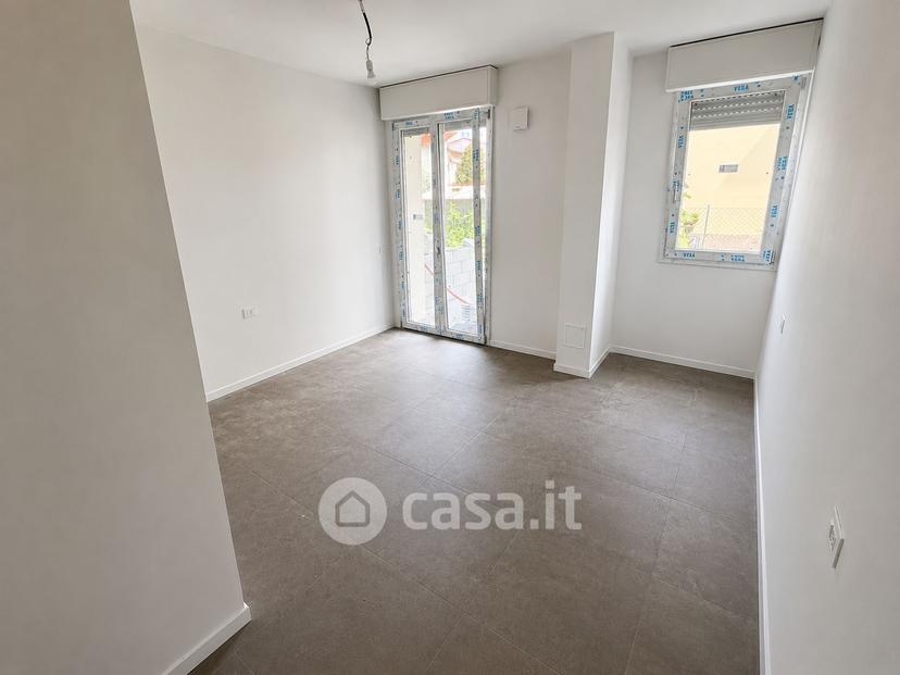 Quadrilocale in Via Petrarca — foto 11 di 24