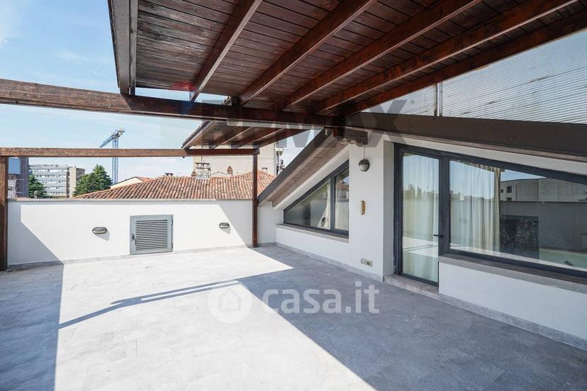 Appartamento in Via Italia 12 — foto 27 di 54