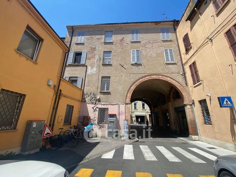 Stanza in Via Gaetano Previati 6 — foto 11 di 34