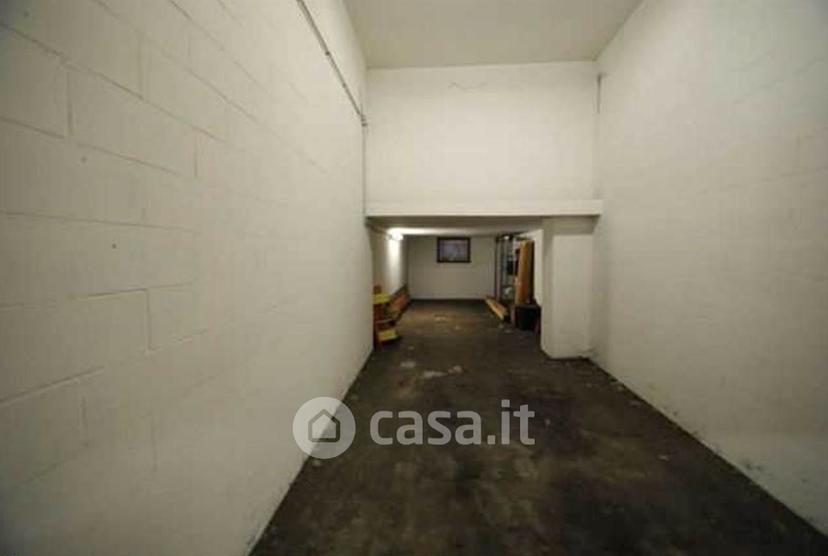 Trilocale in Via Volturno 17 — foto 17 di 26