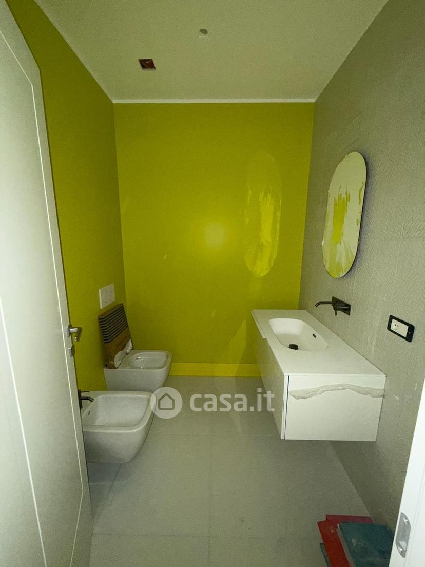 Quadrilocale in Via Tullia 23 — foto 7 di 28