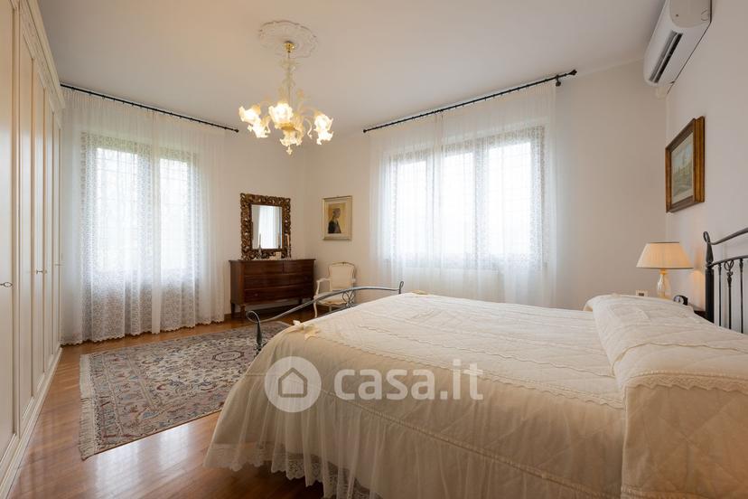 Villa in Via di Faltugnano — foto 15 di 31