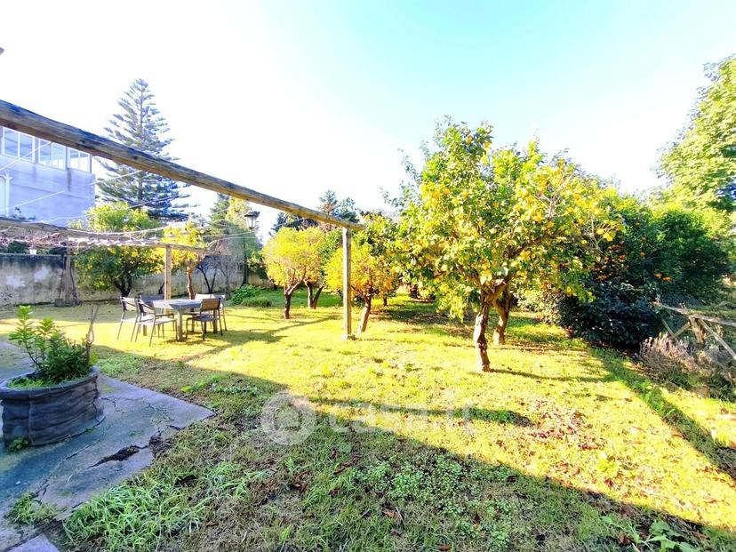 Villa in Vicolo Zappa Sarcano — foto 4 di 36