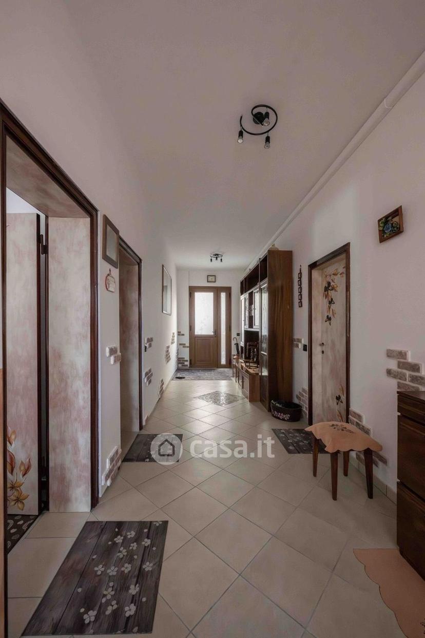 Quadrilocale in Via Cesare Battisti 15 — foto 24 di 35