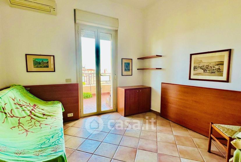 Trilocale in Piazza Vittorio Emanuele Orlando 6 — foto 11 di 20