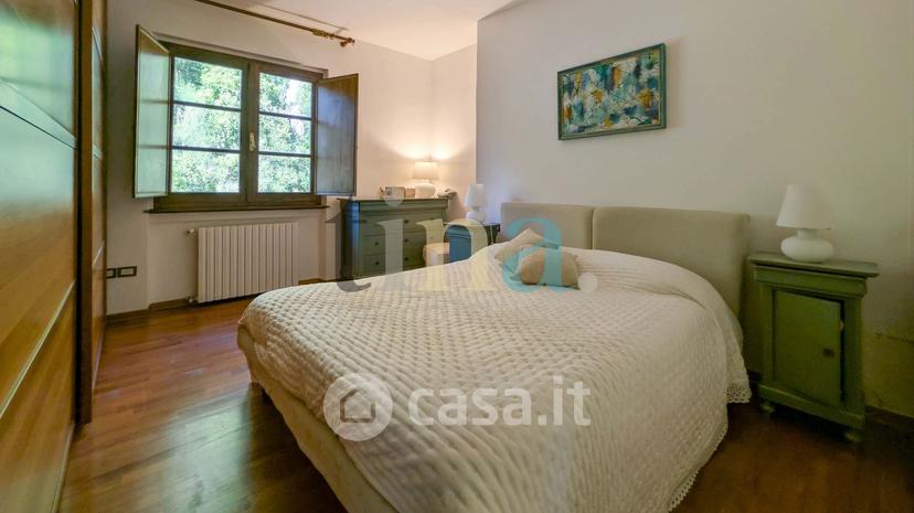 Villa in Via Cecinese — foto 41 di 56