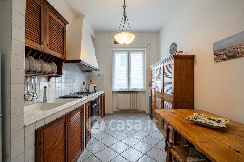 Quadrilocale in Via del Giglio 11 — foto 13 di 14
