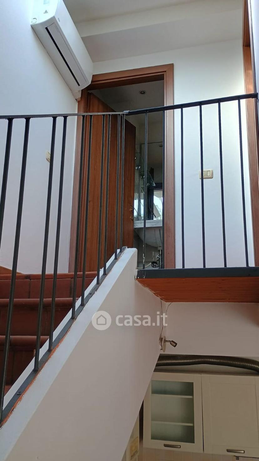 Bilocale in Via Santo Stefano — foto 3 di 10
