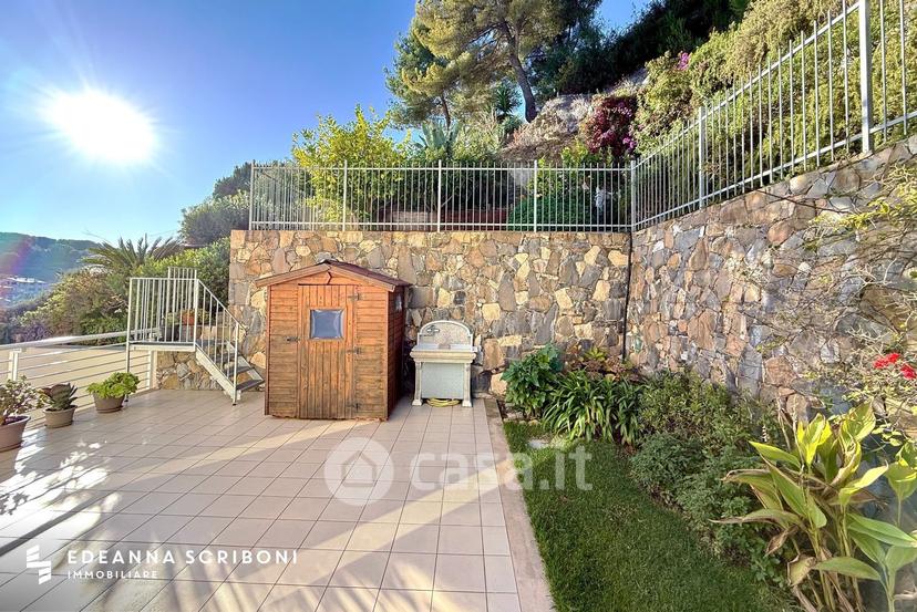 Trilocale in Strada della Bura 9 — foto 23 di 43