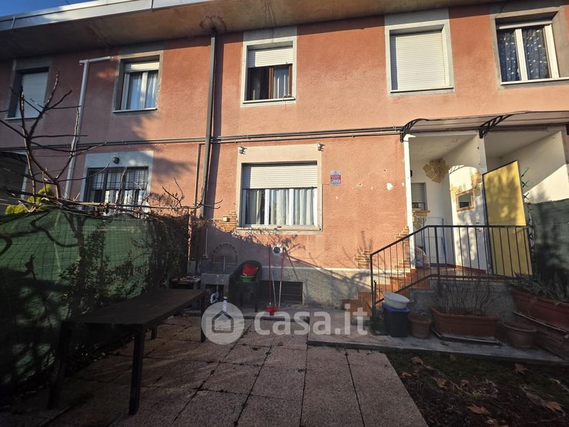 Stanza in Via Santa Margherita — foto 19 di 34