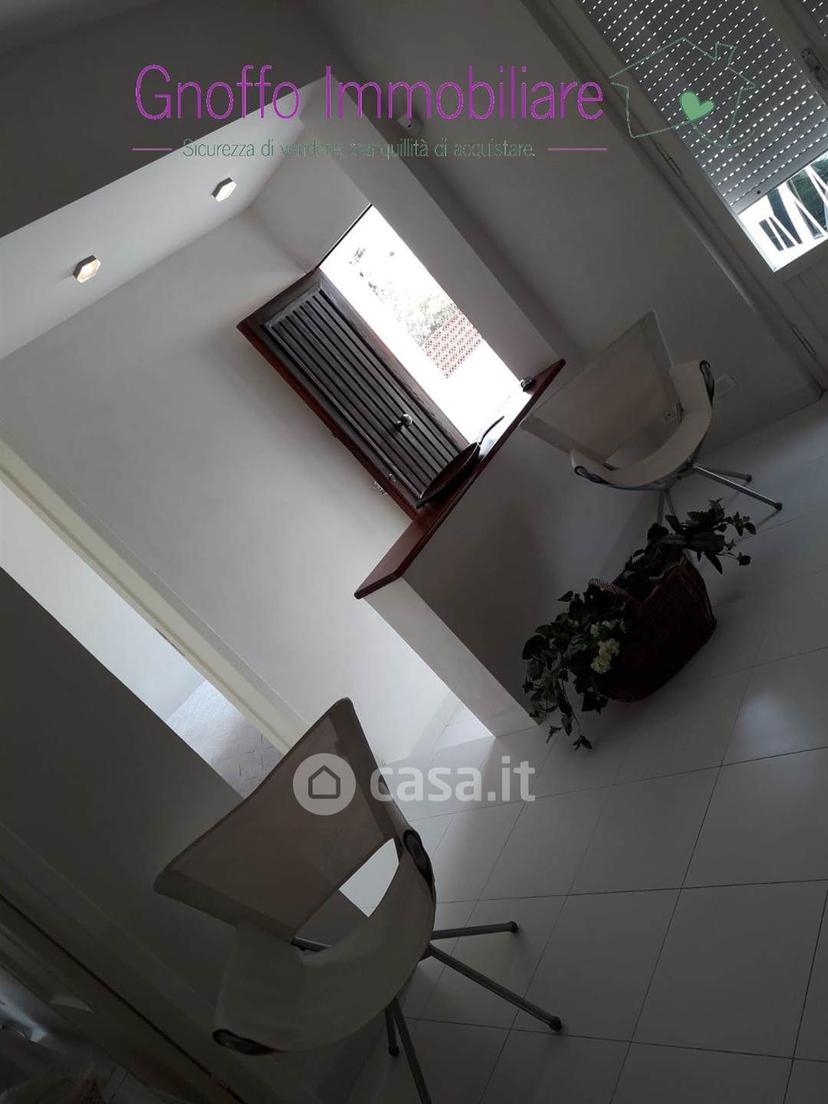 Trilocale in Via Anchise — foto 9 di 12
