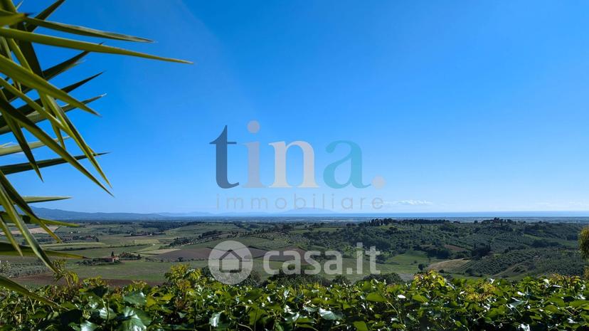 Villa in Via Cecinese — foto 42 di 56