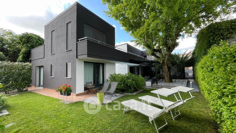 Villa in Via Otello Putinati — foto 4 di 48