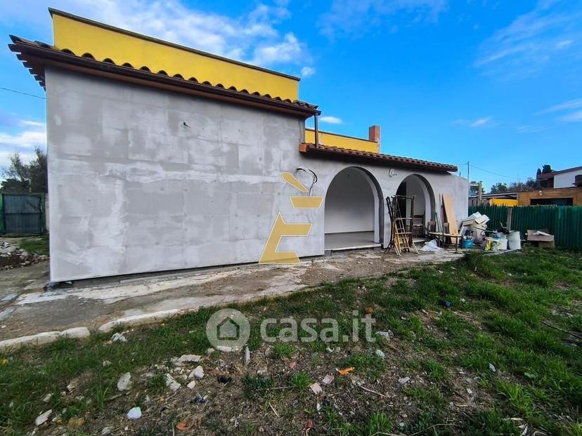 Quadrilocale in Via Cipro 34 — foto 6 di 13