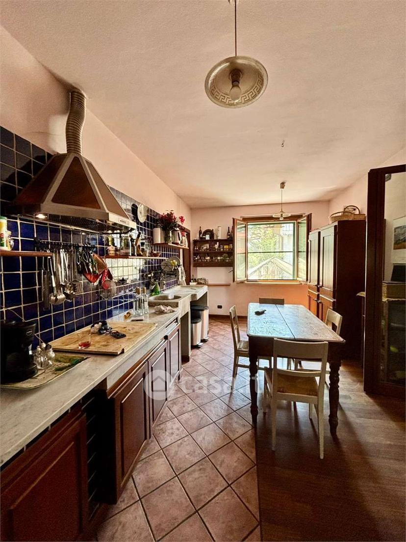 Villa in Via San Rocco — foto 18 di 32