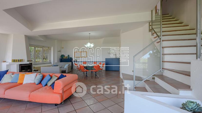 Villa in Via Carbognano 3 ° Traversa — foto 4 di 60