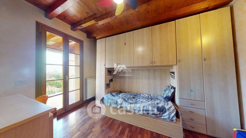 Villa in Via dei Ronchi 14 — foto 15 di 36