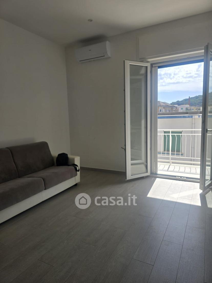 Trilocale in Via Asti — foto 4 di 17
