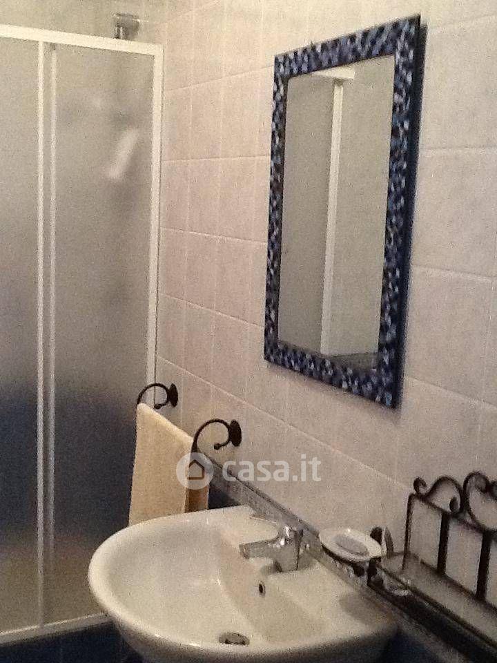 Trilocale in Via Fontana Vecchia 9 — foto 16 di 19