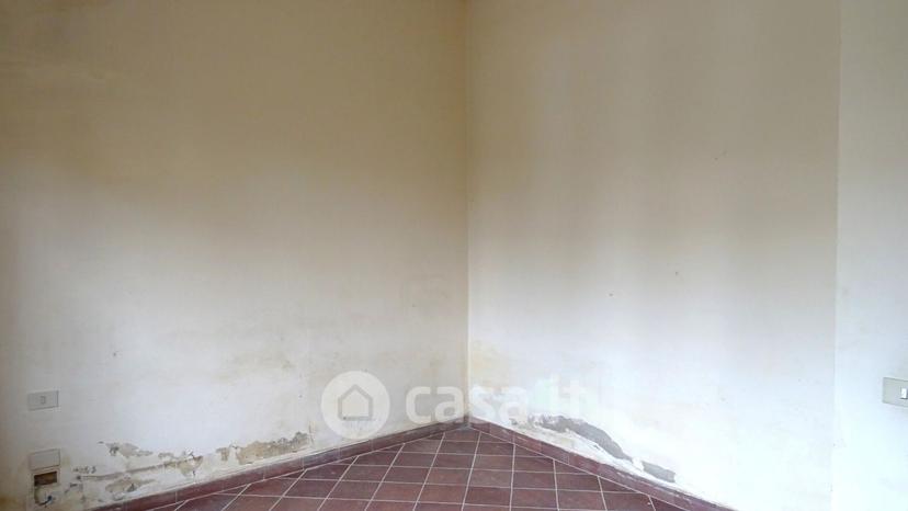 Villa in Via F. Caracciolo — foto 20 di 37