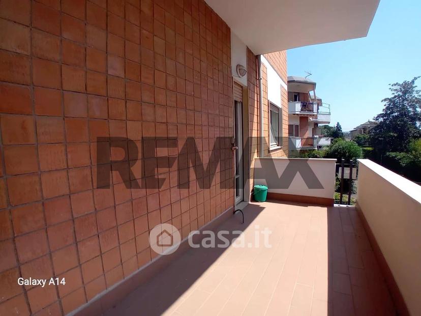Trilocale in Viale dei Navigatori 56 — foto 18 di 20