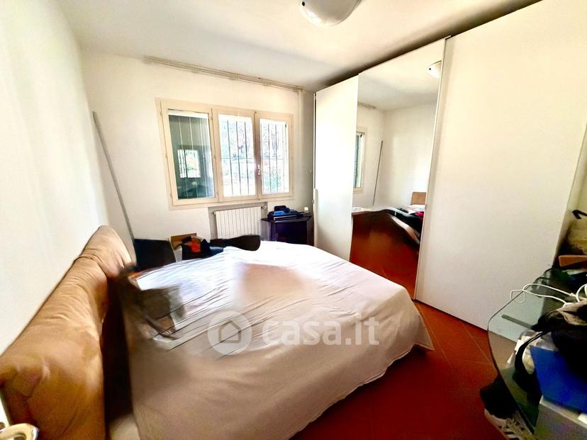 Villa in Via dei Pini 29 — foto 30 di 35