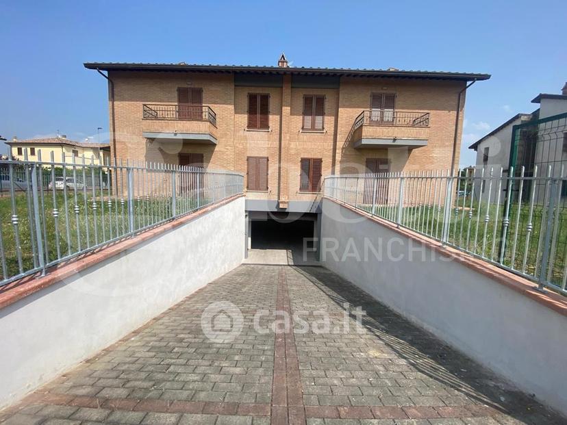 Trilocale in Via Ernesto Mestrallet 1 — foto 9 di 27
