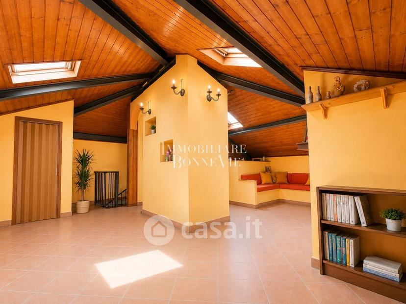 Villa in Via Mondello di Socco 1 — foto 18 di 48