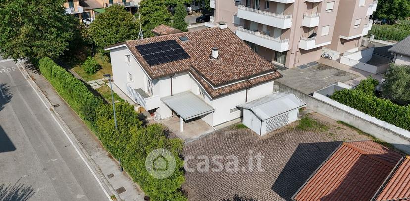 Villa in Via Romea Sud 674 — foto 14 di 43