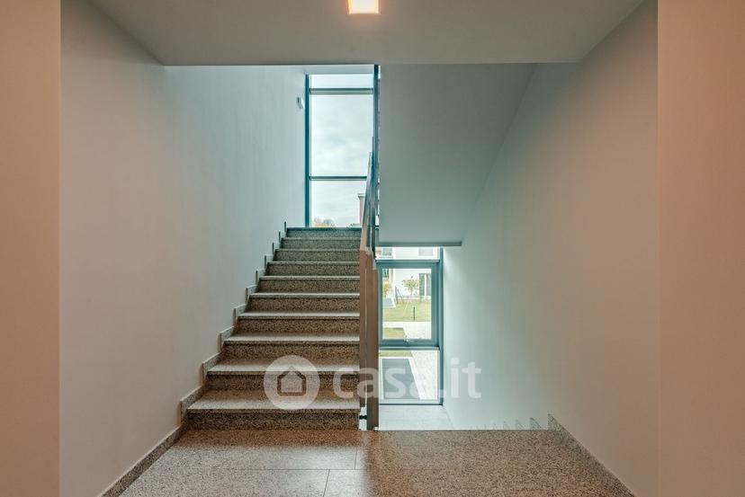 Trilocale in Viale Europa 12 — foto 18 di 47