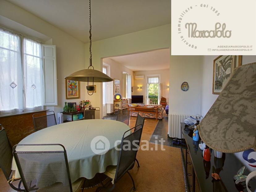 Villa in Via C. Cavour 1 — foto 14 di 30