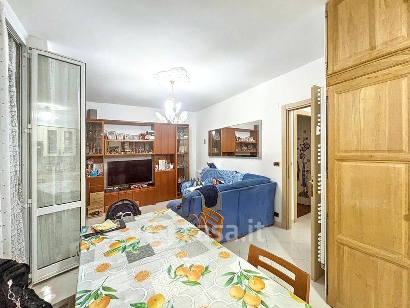 Trilocale in Via Gaetano Salvemini 27 — foto 15 di 18