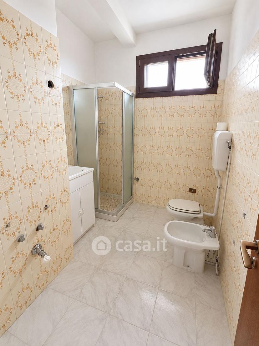 Trilocale in Via Piemonte 16 — foto 8 di 13