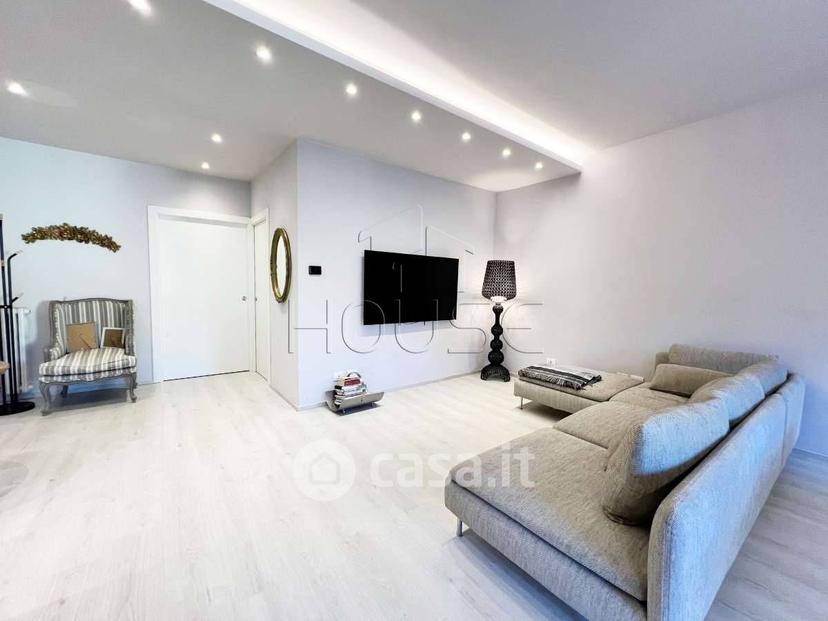 Quadrilocale in Via del Campo della Fiera — foto 17 di 33