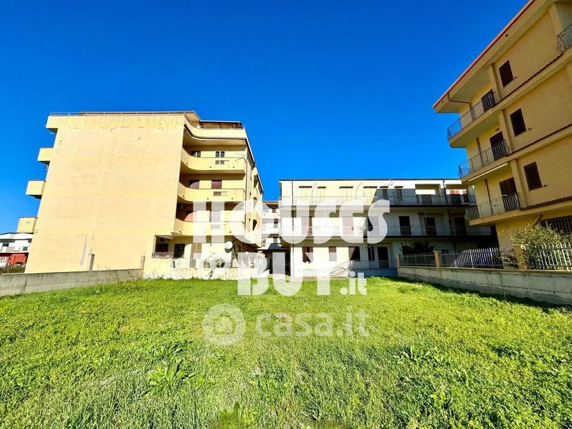 Trilocale in Via Albert Einstein 71 — foto 8 di 54