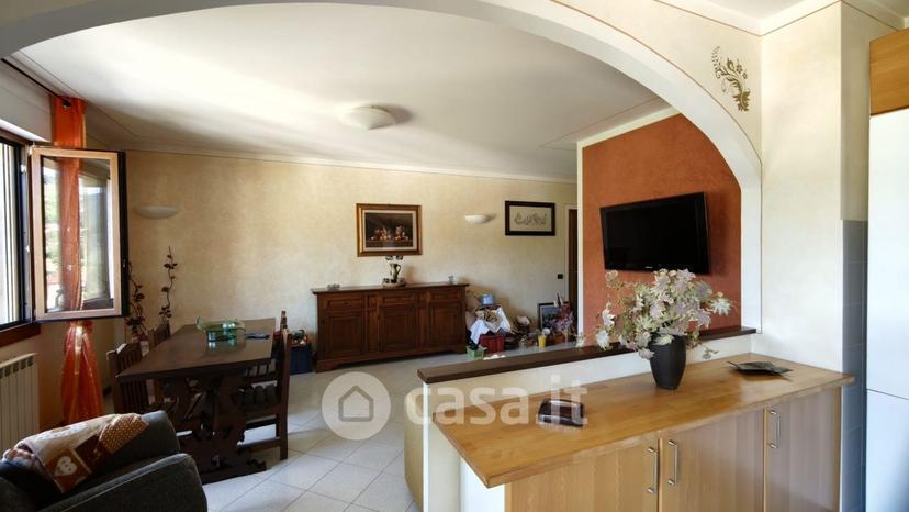 Appartamento in Via Sandro Pertini — foto 23 di 27