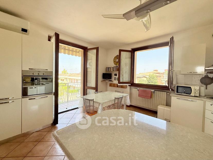 Villa in Via Luigi Barbieri 72 — foto 42 di 57