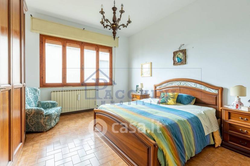 Villa in Via Gigli — foto 3 di 16