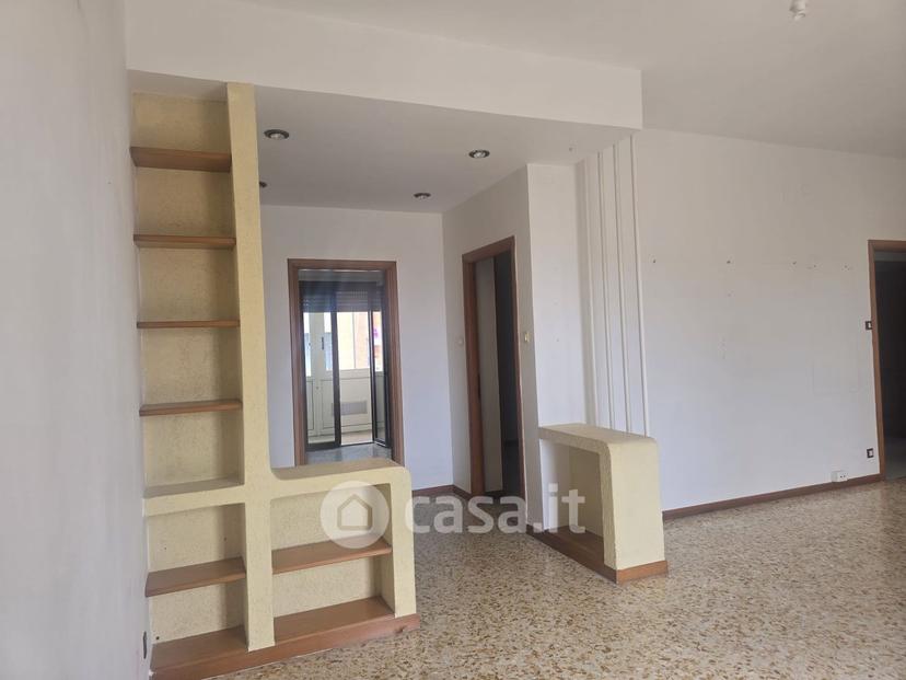 Quadrilocale in Via Fiamme Gialle — foto 8 di 26