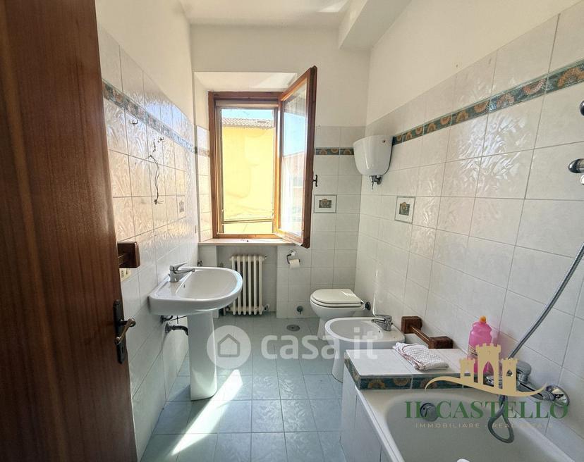 Trilocale in Via della Corgna — foto 13 di 18